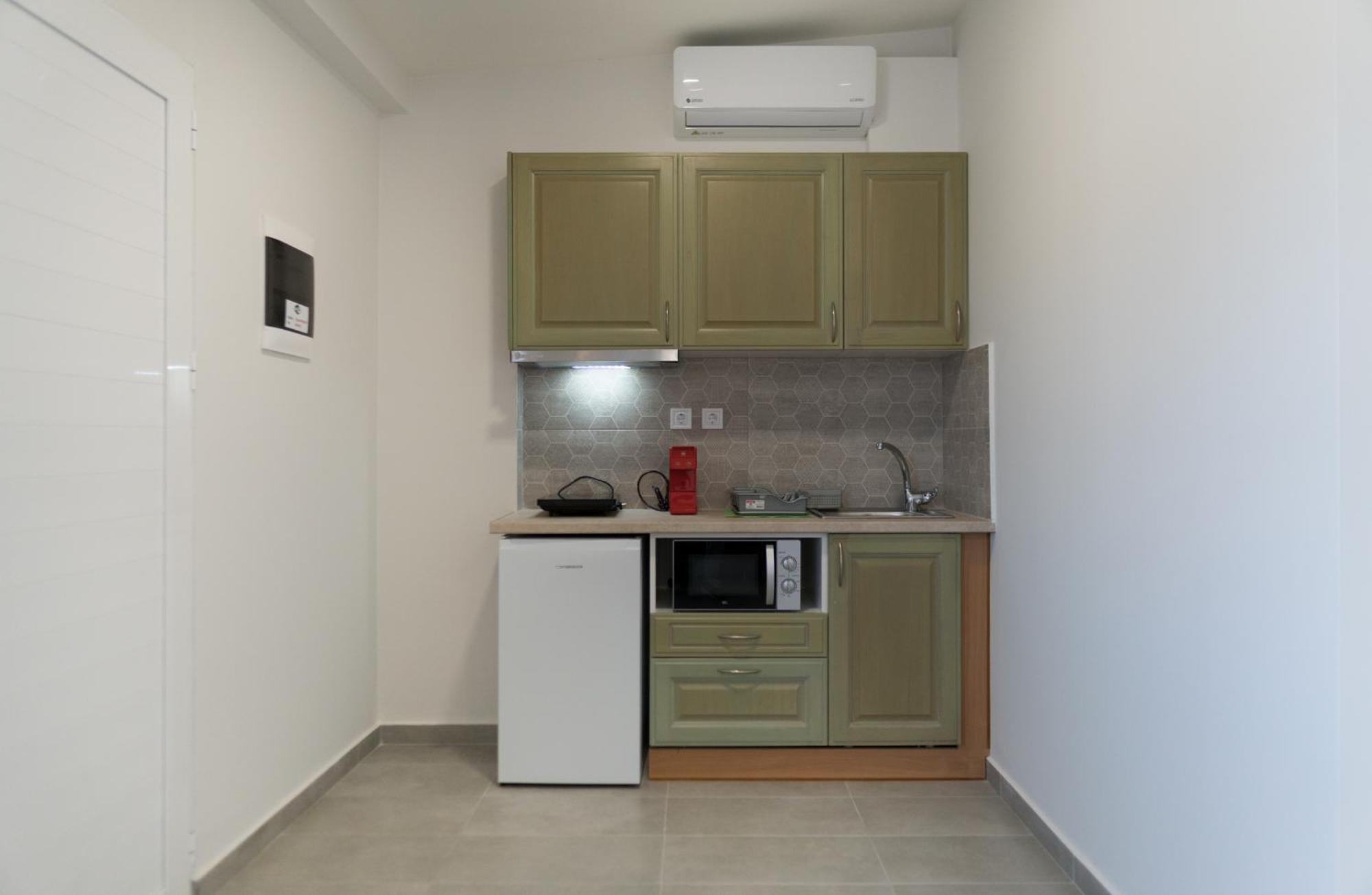 Dion Apartments Laganas Exterior photo