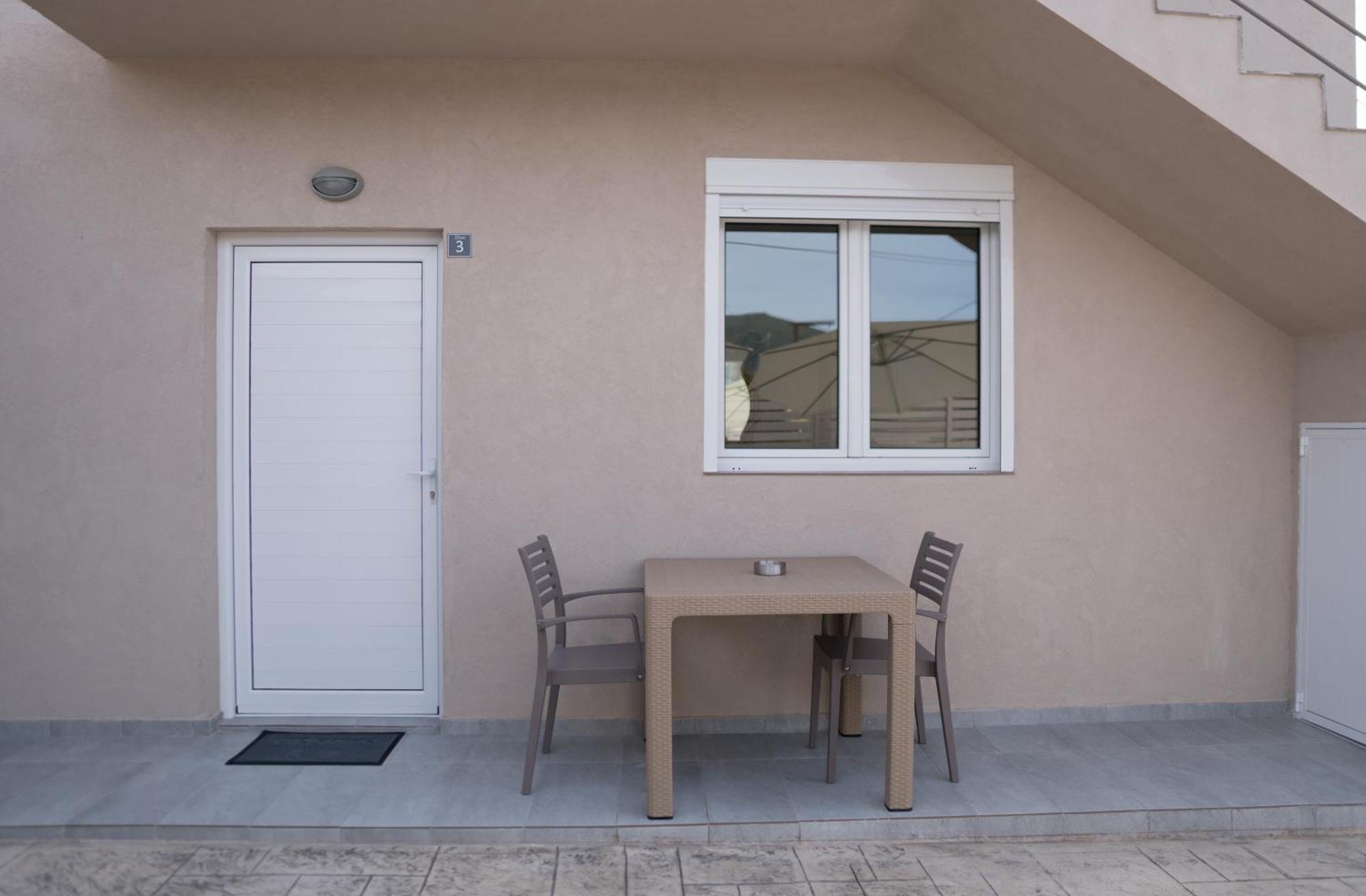 Dion Apartments Laganas Exterior photo